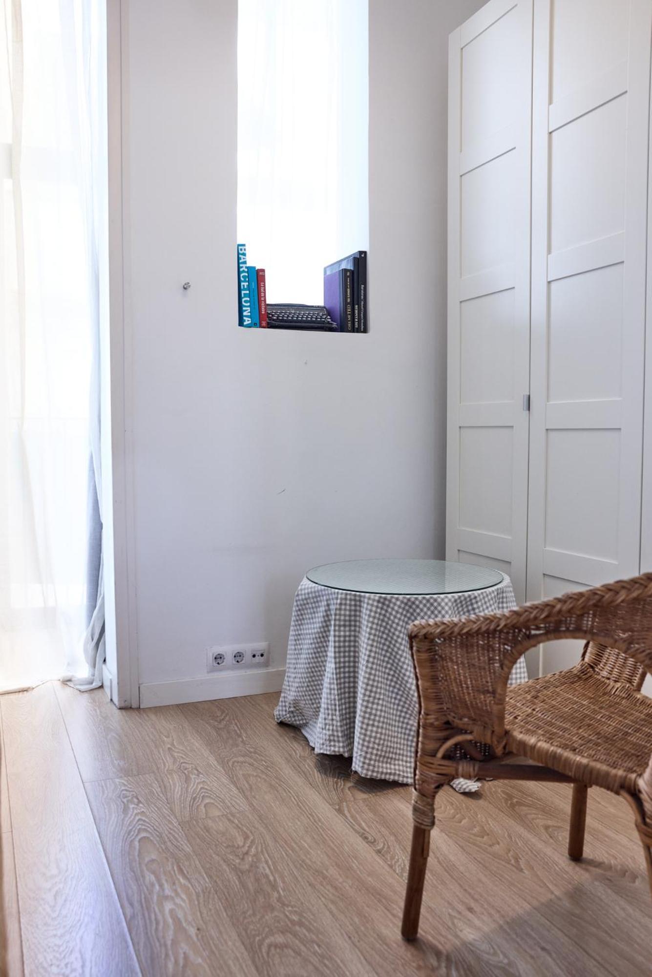 Apartment Sunny On The Square Barcelona